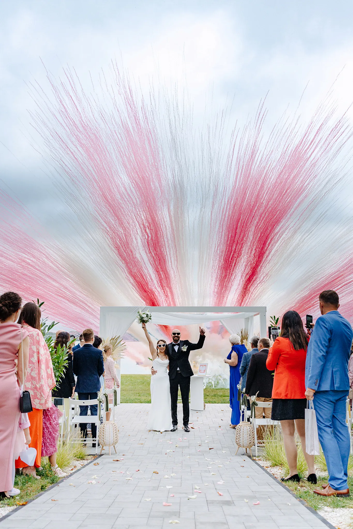 szczesliwa mloda para podczas przyjecia weselnego w goscincu paradise w okolicy Dabrowy Górniczej