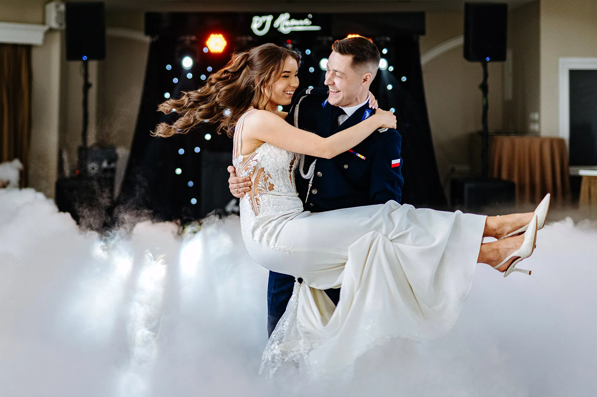 dynamiczny pierwszy taniec podczas przyjecia weselnego w Broniszówce niedaleko tychow